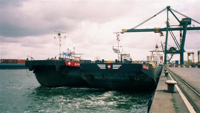 Alpina-Vela in Rotterdam